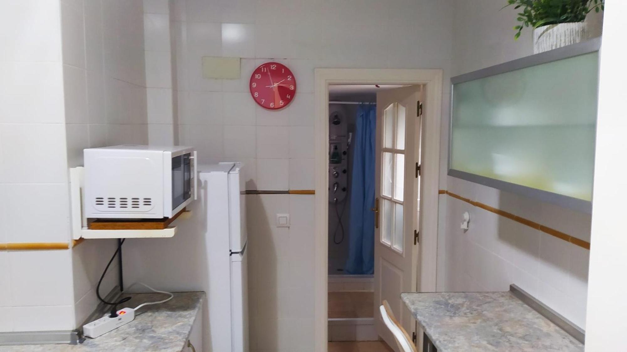 Bonito Piso En Calle Antolinez Sevilla Kültér fotó